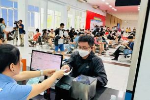 Gần 250.000 vé tàu Tết đã được bán