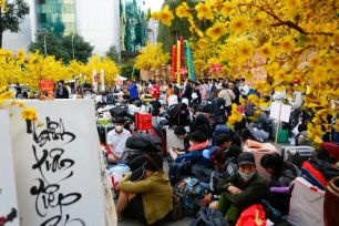 Hỗ trợ 2.000 công nhân tại TPHCM về quê đón Tết 