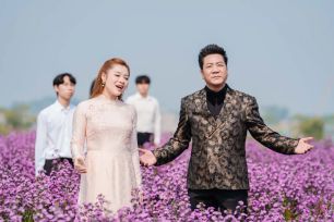 NSND Quốc Hưng hát trường ca về đất nước