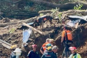 New Zealand nỗ lực tìm kiếm nạn nhân vụ sạt lở đất