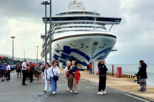 Khánh Hòa đón tàu biển Diamond Princess cùng 2.750 khách du lịch