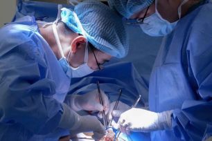 Cứu bệnh nhân nhồi máu cơ tim biến chứng ngừng tim