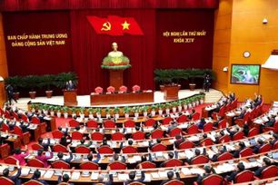 Công bố danh sách 19 ủy viên Bộ Chính trị khóa XIV