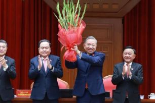 Ban Chấp hành Trung ương Đảng khóa XIV thống nhất tuyệt đối bầu đồng chí Tô Lâm tiếp tục giữ chức Tổng Bí thư