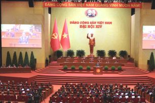 Công bố danh sách 19 Ủy viên Bộ Chính trị