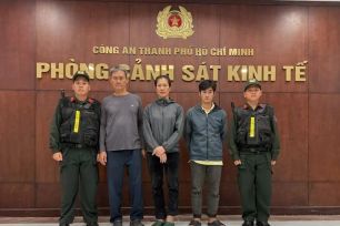 TPHCM: Bắt tạm giam 3 đối tượng sản xuất thuốc đông y giả