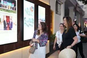 Thêm sắc màu cho không gian văn hóa đô thị