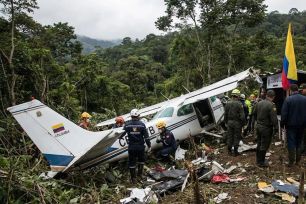 Máy bay rơi ở Colombia, 15 người thiệt mạng