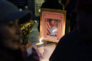 Mỹ: Chính phủ tránh được nguy cơ đóng cửa