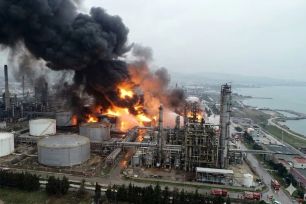 Cháy nổ dữ dội tại nhà máy lọc dầu lớn nhất Thổ Nhĩ Kỳ