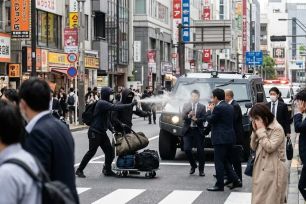 Cướp 2,7 triệu USD ngay trên phố đông người ở Tokyo