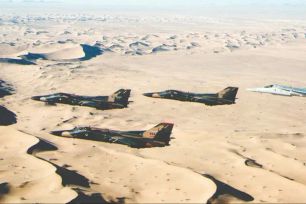 Tương quan lực lượng quân sự Iran và Mỹ trước nguy cơ đối đầu quân sự - Bài 1: Mạng lưới bao vây chiến lược của Mỹ tại Trung Đông