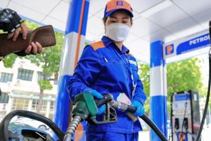 Không để gián đoạn nguồn cung xăng dầu
