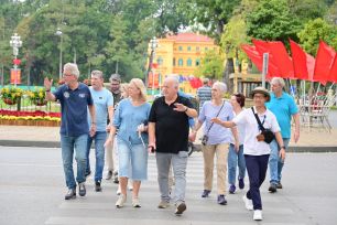 Mời nghệ sĩ, người nổi tiếng đồng hành xúc tiến du lịch Việt Nam