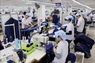 Bổ sung trường hợp doanh nghiệp được tạm dừng đóng bảo hiểm xã hội