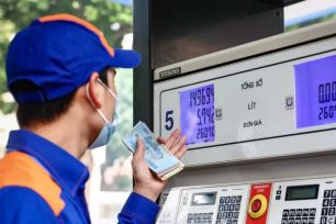 Chiều nay 5-2, giá xăng dầu tăng nhẹ