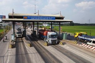 Đồng Nai kiến nghị sớm tháo dỡ hai trạm thu phí trên Quốc lộ 51