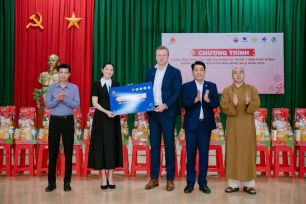 Mang 'Tết ấm - Tết nghĩa tình' đến những hoàn cảnh khó khăn