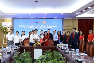 Thuế TPHCM và Techcombank hợp tác hỗ trợ hộ kinh doanh về thuế