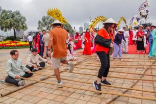 Lan tỏa không khí Tết Việt tại cửa ngõ du lịch quốc tế Đà Nẵng