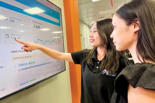 Làm chủ dữ liệu làm chủ tương lai!