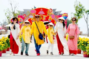 10 ngày náo nhiệt của lễ hội Xuân ven biển lớn nhất Đông Nam bộ