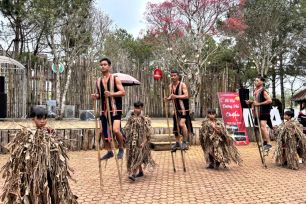 Quảng Ngãi: Tưng bừng Lễ hội đường phố Măng Đen