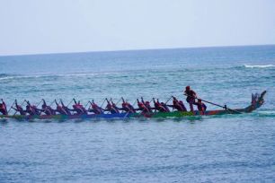 Đặc khu Lý Sơn khai hội đua thuyền truyền thống Tứ Linh