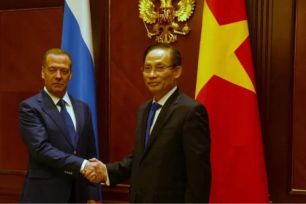 Việt Nam coi trọng quan hệ Đối tác Chiến lược toàn diện với Liên bang Nga