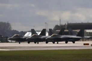 Mỹ triển khai chiến đấu cơ F-22 tới Israel