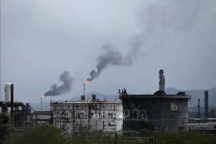 Mỹ bật đèn xanh cho tái xuất dầu Venezuela sang Cuba