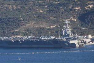 Thêm nhiều nước kêu gọi công dân rời khỏi Iran và Israel