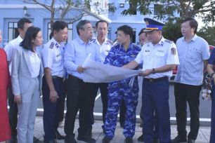 Phát huy sức mạnh hệ thống chính trị, giữ vững an ninh, an toàn biển đảo