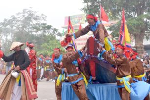 Độc đáo lễ hội cầu ngư làng Thai Dương