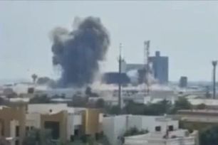 Truyền thông Israel: Khu nhà lãnh tụ tối cao Iran đã bị phá hủy