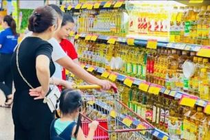 Giữ giá ổn định, giảm áp lực chi tiêu