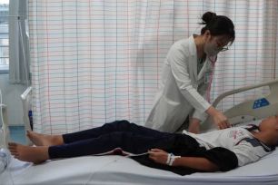 Nhiều người nhập viện nghi ngộ độc, phường Vũng Tàu kiểm tra khẩn tiệm bánh mì