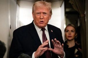 Tổng thống Mỹ nói đã quá muộn để Iran đàm phán 