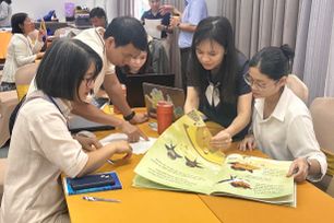 “Khát” sách chữ nổi cho trẻ khiếm thị