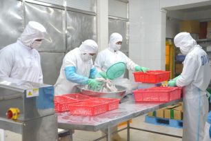 Biến động Trung Đông đẩy giá nguyên liệu và logistics tăng mạnh