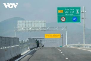 Cảnh báo nhà đầu tư chậm tiến độ trạm dừng nghỉ cao tốc Cam Lâm-Vĩnh Hảo