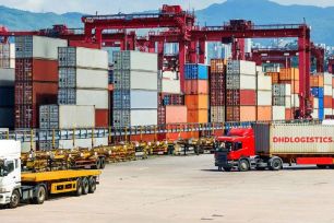 TPHCM: 8 nhóm ngành xuất nhập khẩu chịu tác động mạnh do xung đột Trung Đông