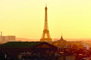 Bụi Sahara bao phủ bầu trời châu Âu