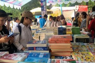 Thực hành sáng tạo sách ảnh thủ công