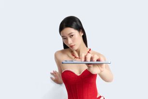 Smartphone HONOR X8d pin 7000mAh, chuẩn kháng nước IP65