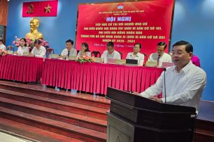 TPHCM: Cam kết cải thiện môi trường, tháo gỡ vướng mắc đất đai 