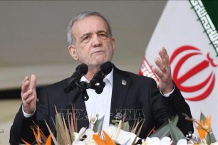 Tổng thống Iran nêu điều kiện giảm căng thẳng