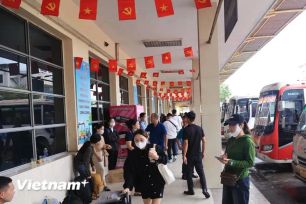 Nhiều nhà xe giảm số chuyến để đối phó giá xăng dầu tăng cao