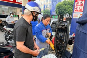 Đảm bảo nguồn cung xăng dầu, khí cho thị trường