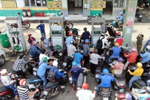 Rủi ro đứt gãy nguồn cung xăng dầu vì hợp đồng mua bán tương lai